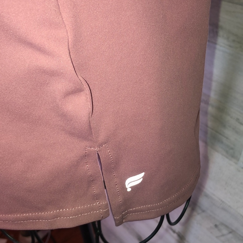 Fabletics Cashel Long Sleeve Shirt Adjustable Ruched Sleeve Orchid Pink Medium​​ - Picture 7 of 9